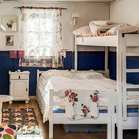 Pet Friendly In With House Sea View